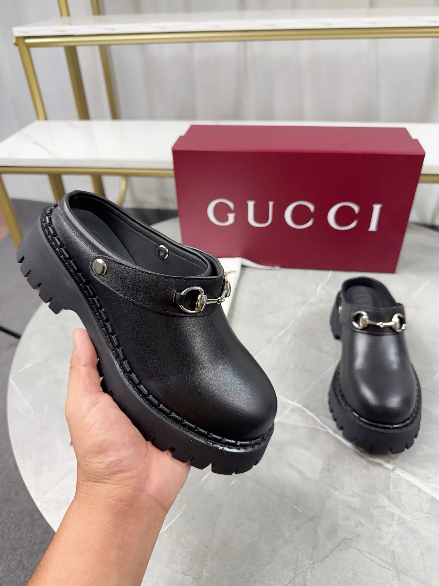 p500🐮🐮Gucci2024 new model, double GG groove thick-soled Loaf platform shoes. The original version is made 1:1. Super beautiful quality, classic model at the counter. ❶Upper: original frosted cowhide ❷Inner lining: water-dyed cowhide ❸Feet: water-dyed cowhide ❹Outsole: ultra-light original sole ❺thick sole heightening: 3.5cn ❻Packing: original packaging ❼Number: Women's 35-42 (41 42 customized, non-returnable) Men's model: 38-46 (45, 46 customized, non-returnable)